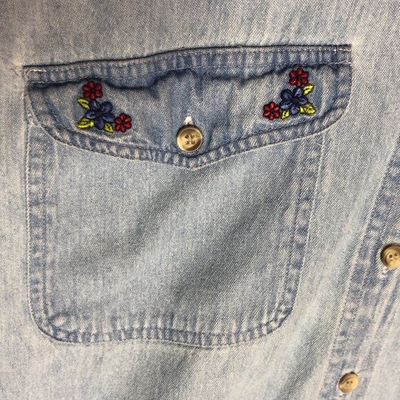 A.S. Club Blues Floral‎ Embroidered Demin Button Down Size Small - Picture 3 of 8